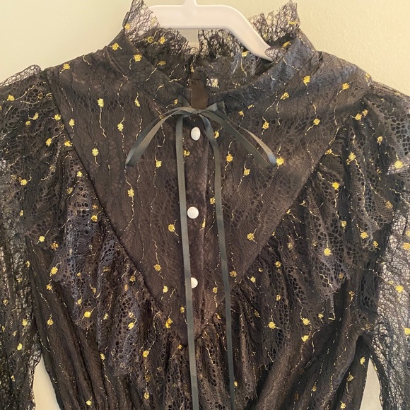 Stand out peasant dress with lace overlay maxi - Picture 4 of 9